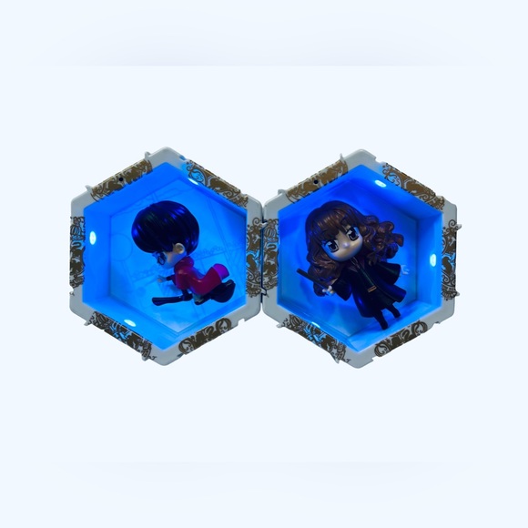 Wow! Pods Harry Potter Illuminating Hermione Granger & Harry Potter Wall Display - Picture 3 of 8